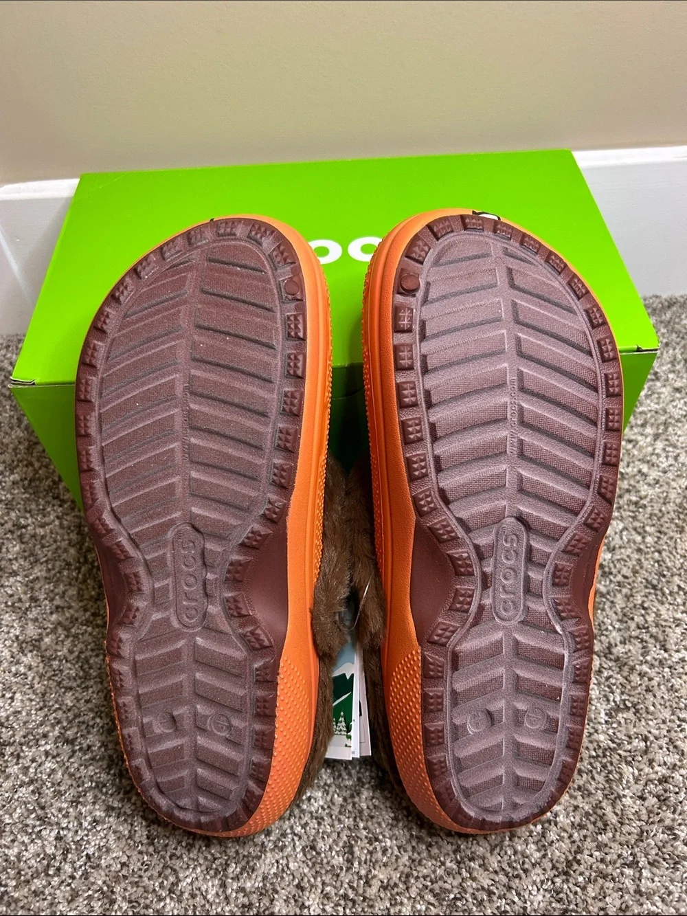 CROCS new tags